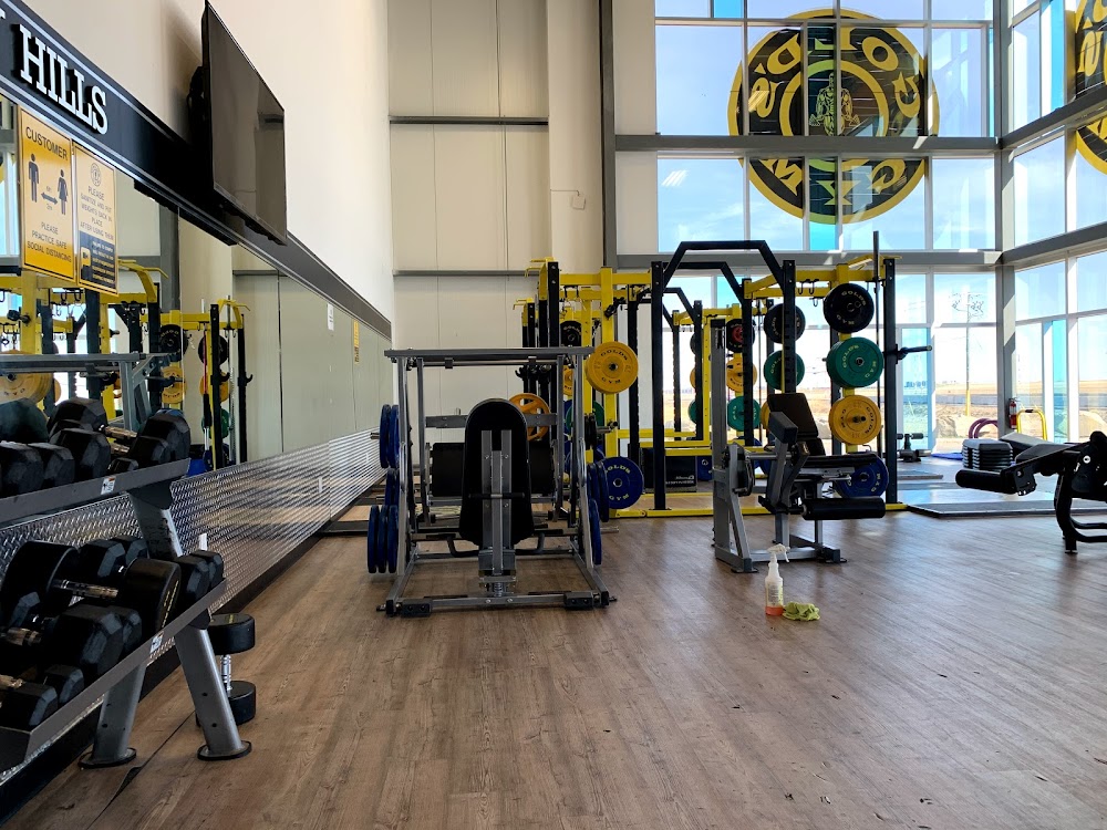 Gold’s Gym Calgary Country Hills